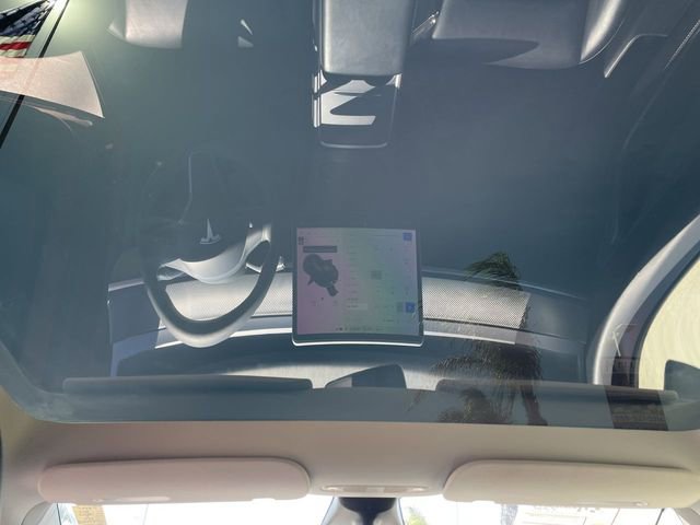 Used 2022 Tesla Model Y Long Range image 20
