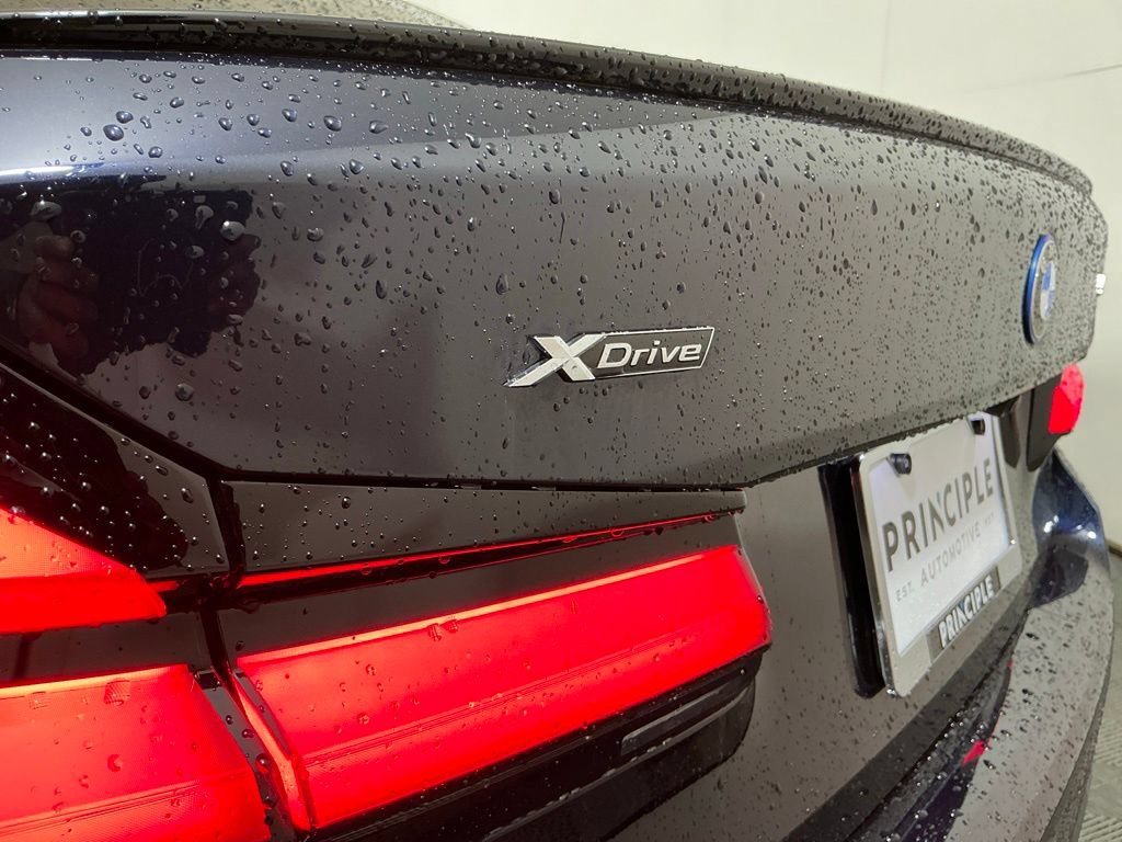 Used 2023 BMW 530e xDrive w/ Premium Package AWD/4WD image 32