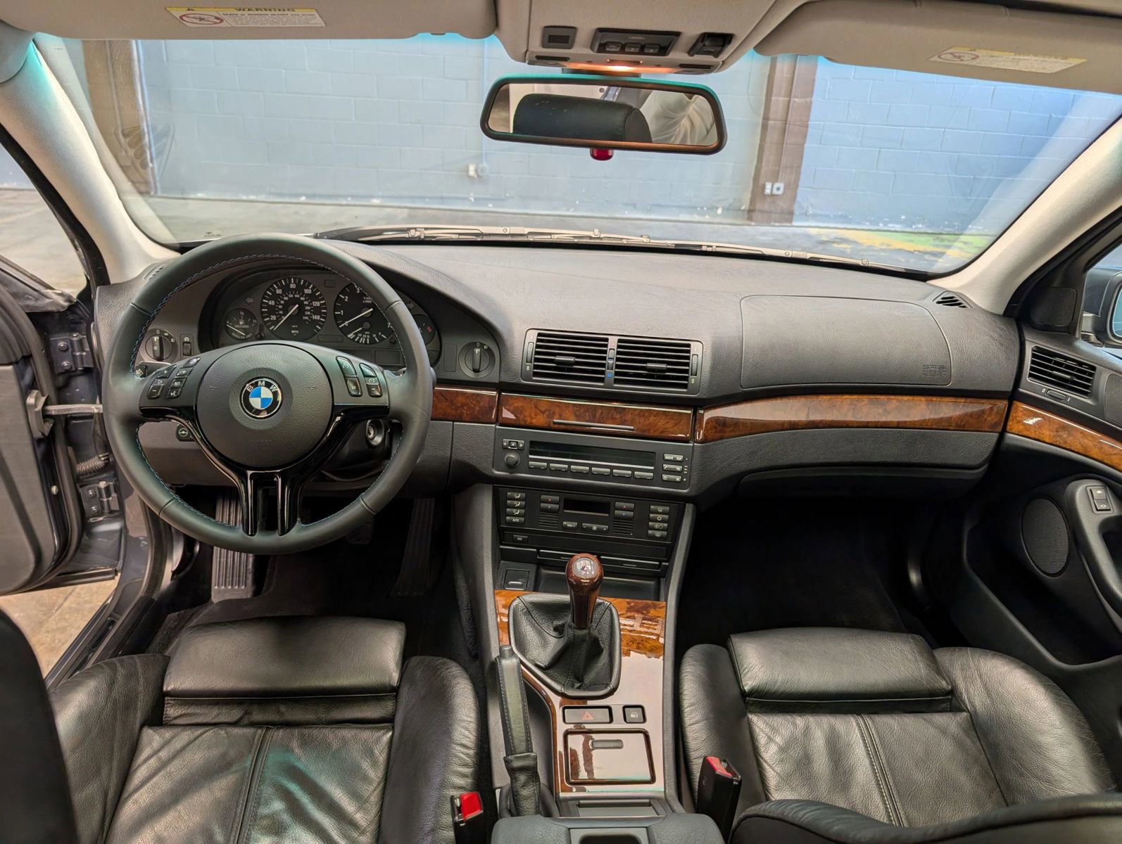 Used 2001 BMW 540i Sedan image 6