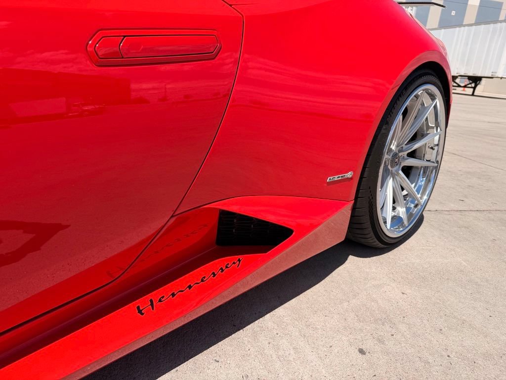 Used 2017 Lamborghini Huracan LP 610-4 AWD/4WD image 19