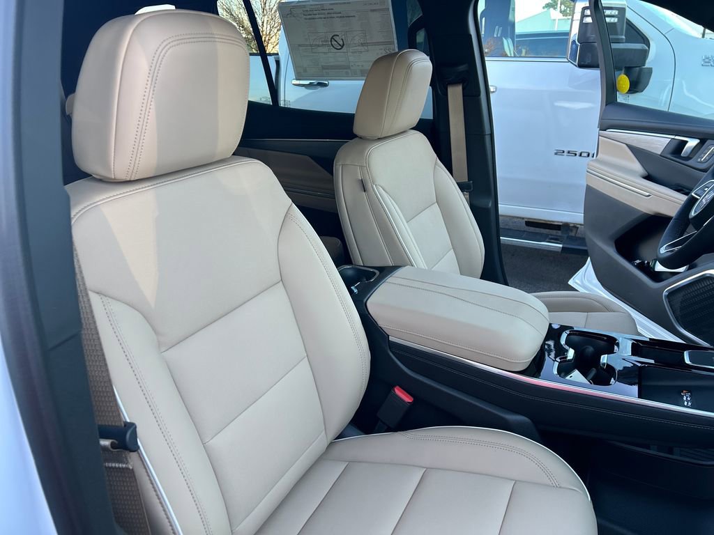 New 2026 Buick Enclave Preferred w/ Power Package image 37