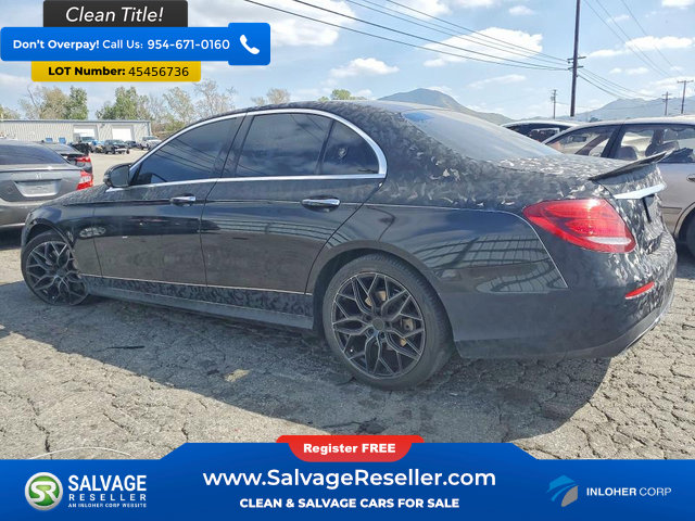 Used 2018 Mercedes-Benz E 300 4MATIC w/ Premium 2 Package (Q02) image 3