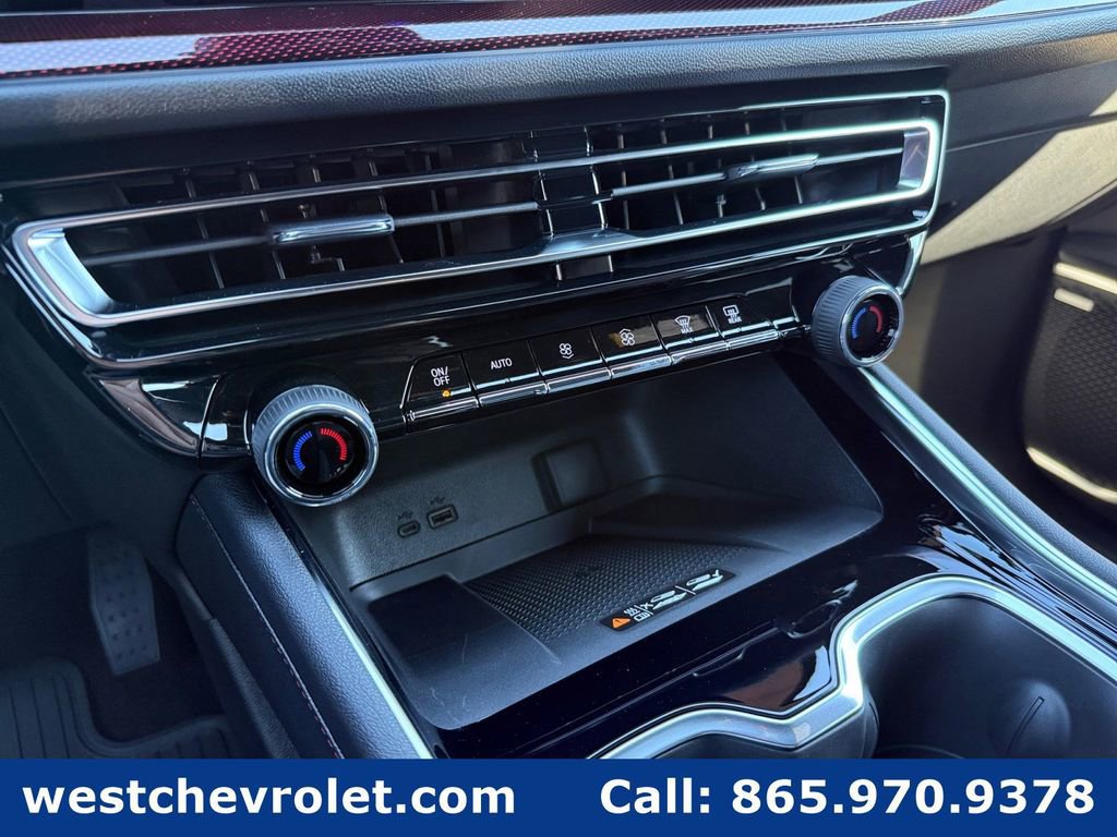 New 2026 Chevrolet Traverse RS image 19