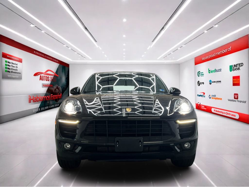 Used 2018 Porsche Macan Sport Edition image 3