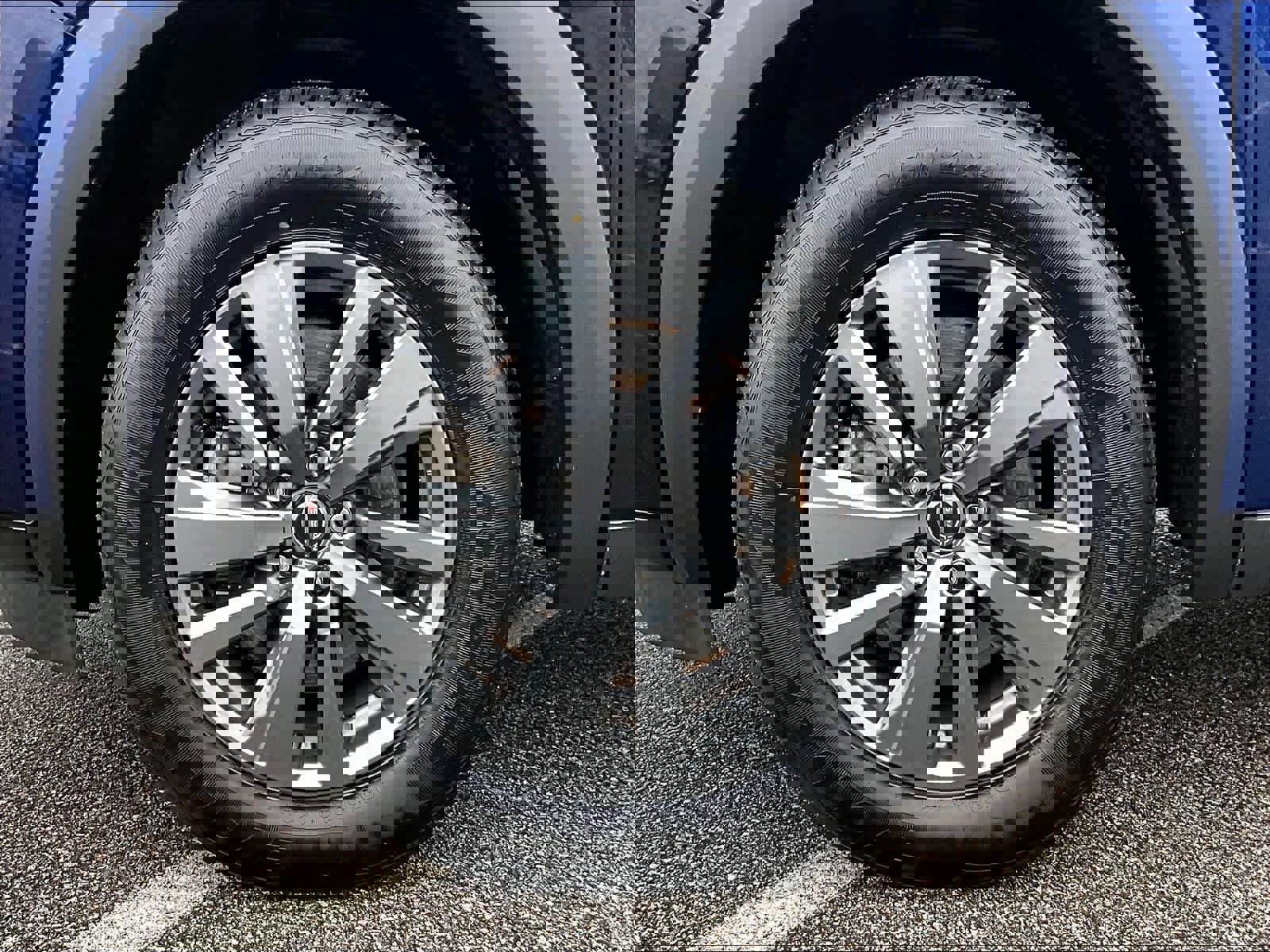 Certified 2024 Nissan Pathfinder SV image 7