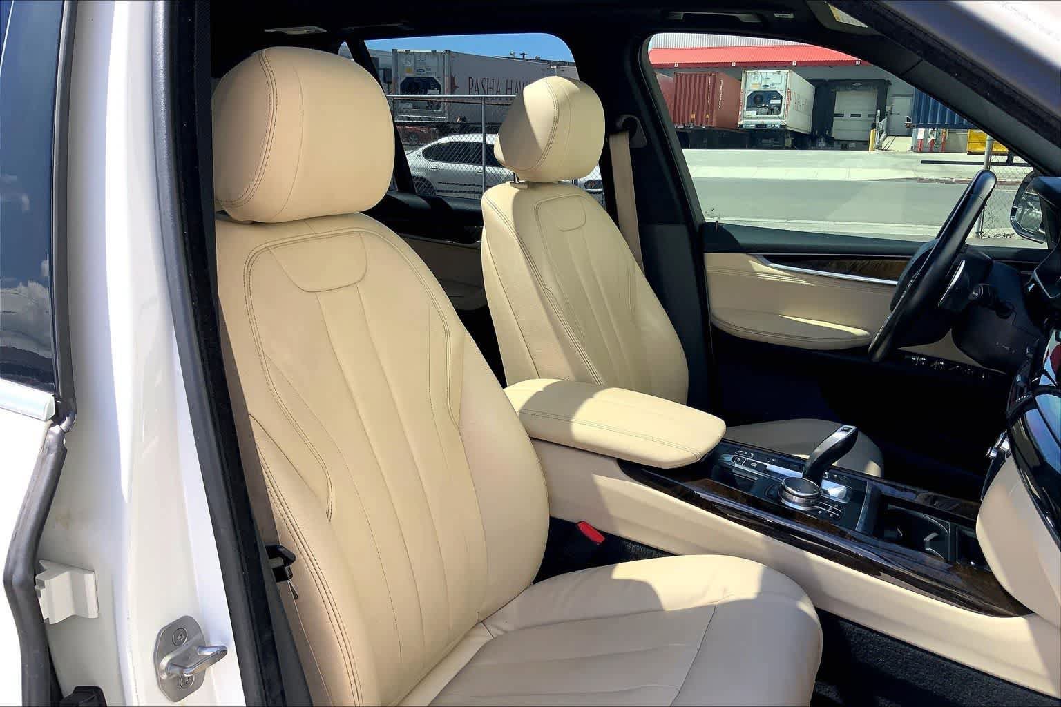 Used 2018 BMW X5 xDrive40e AWD/4WD image 14