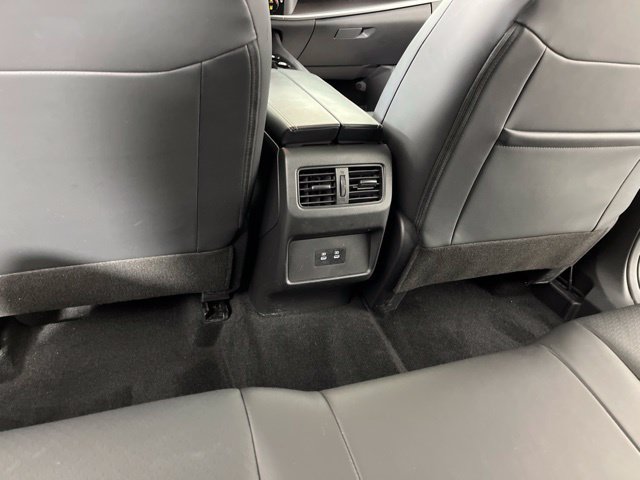 Used 2024 Nissan Rogue SV w/ SV Premium Package FWD image 46