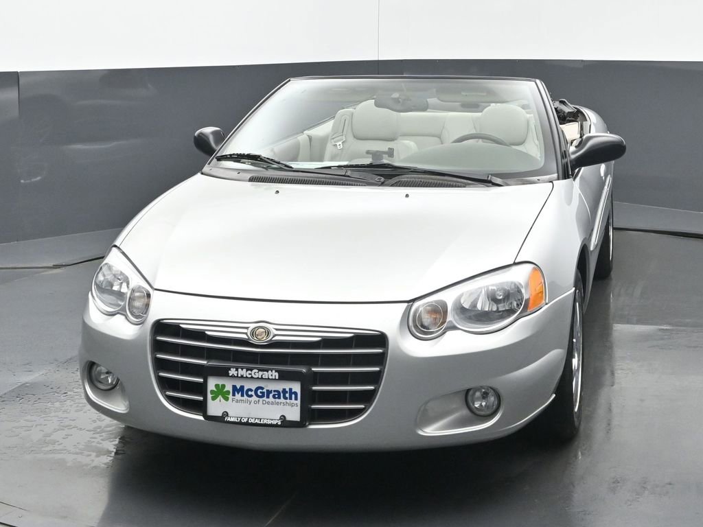 Used 2005 Chrysler Sebring Limited image 5