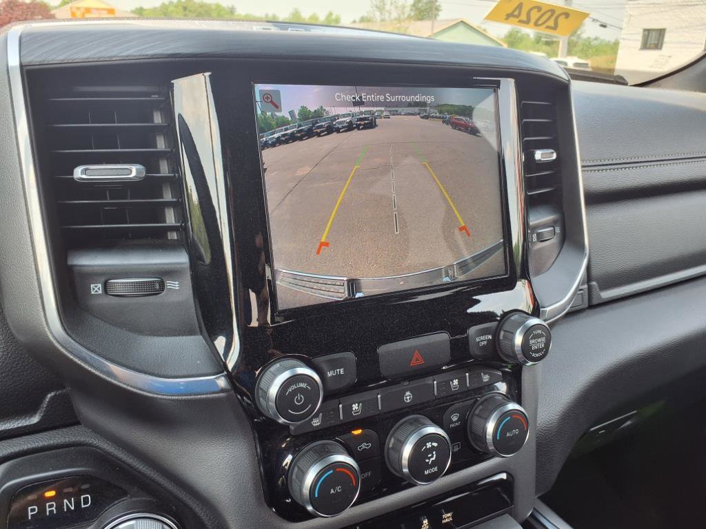 Used 2024 RAM 1500 Laramie image 22