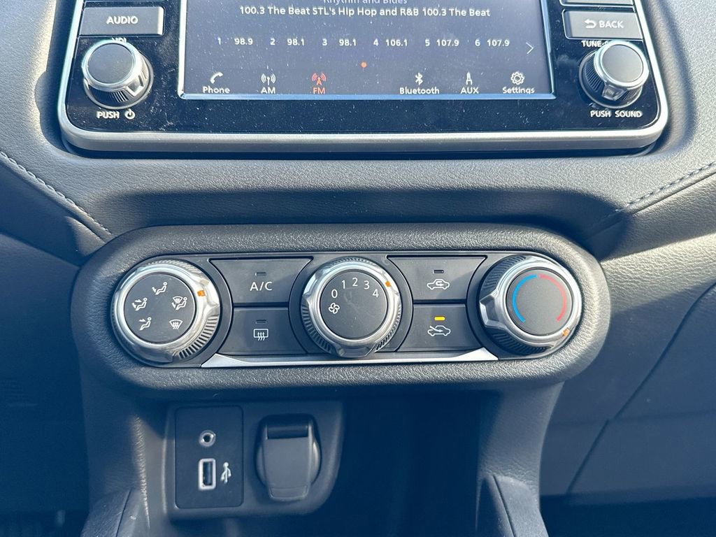 Used 2025 Nissan Versa S w/ S Plus Package image 19