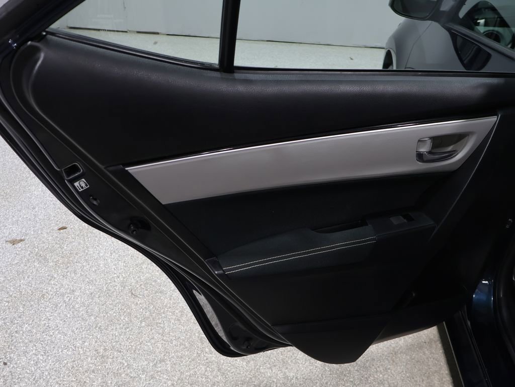 Used 2017 Toyota Corolla LE w/ Carpet Mat Package (TMS) image 23