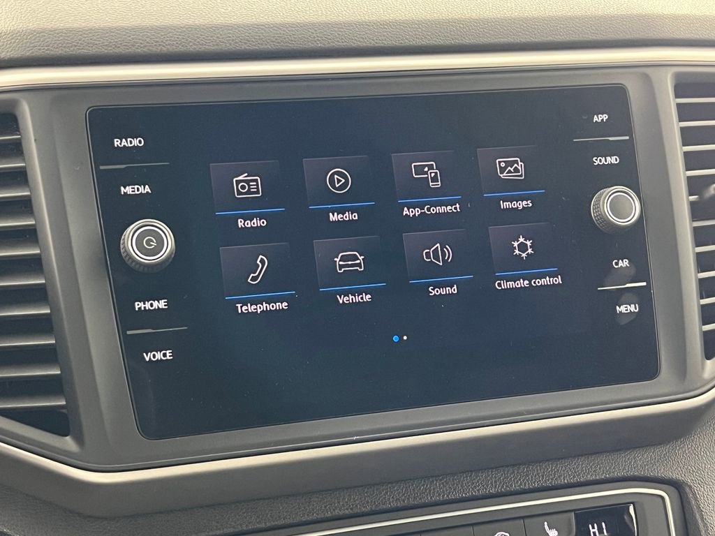 Used 2020 Volkswagen Atlas Cross Sport SE image 27