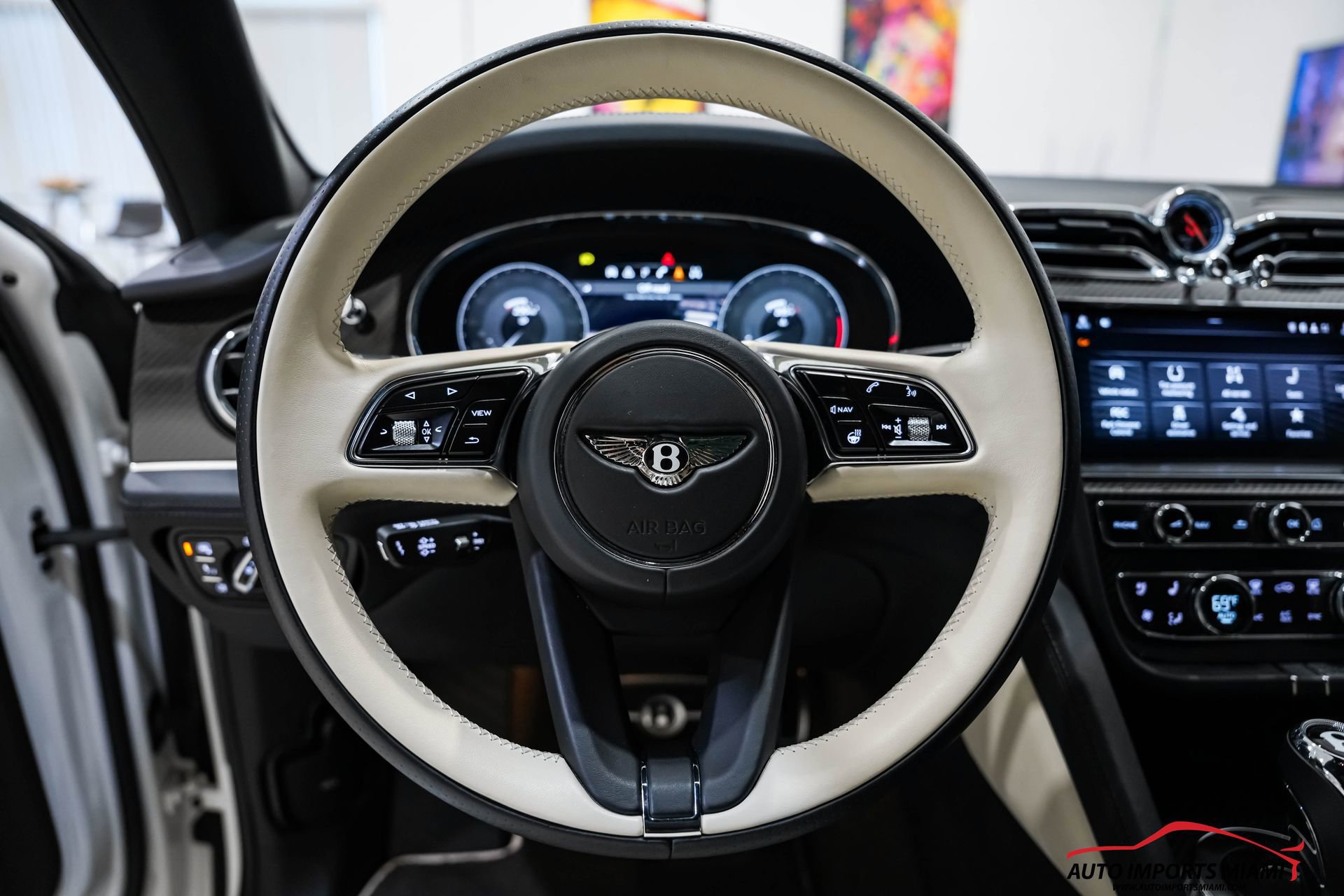 Used 2022 Bentley Bentayga Speed image 92