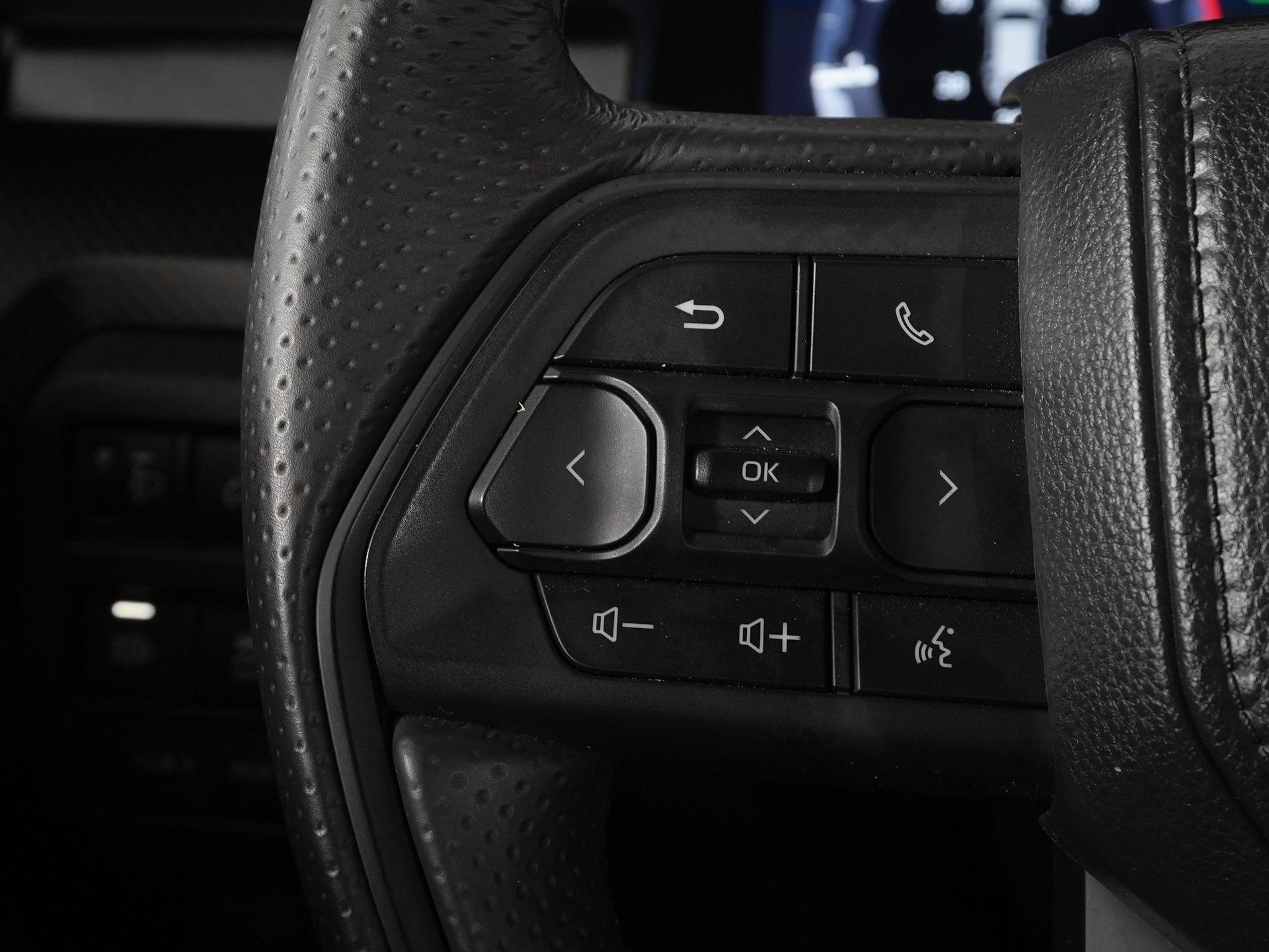 Used 2025 Toyota 4Runner TRD Pro AWD/4WD image 19