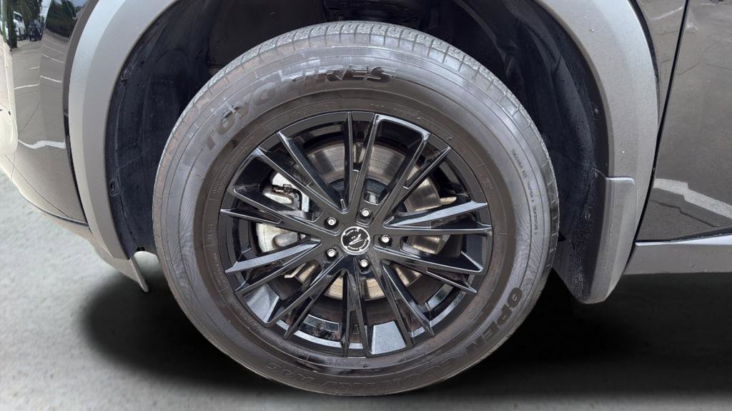 Certified 2023 Nissan Pathfinder SL AWD/4WD image 32