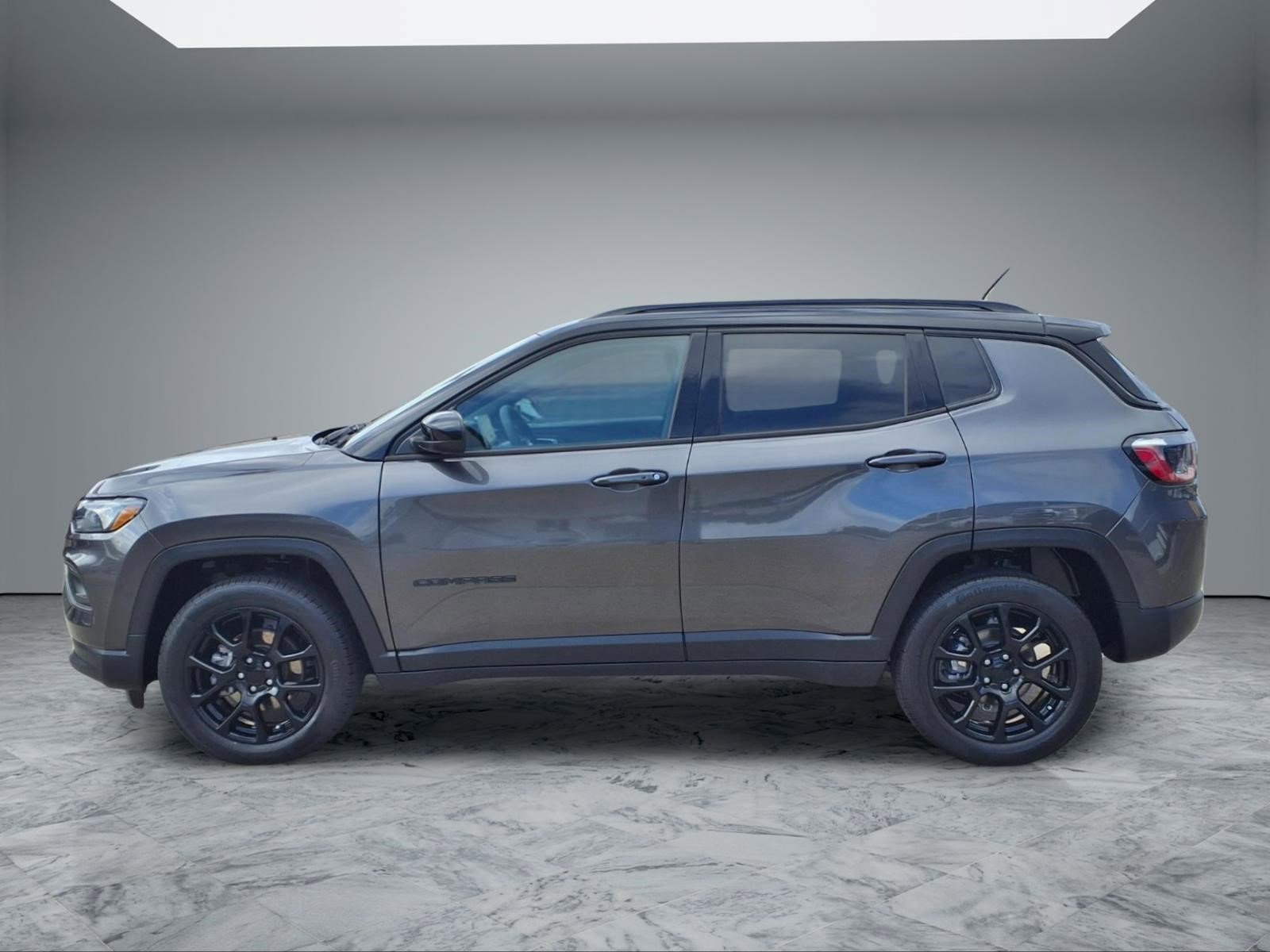 Used 2022 Jeep Compass Altitude image 4