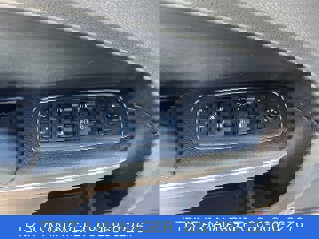 Used 2018 Chrysler 300 S w/ 300S Premium Group image 15