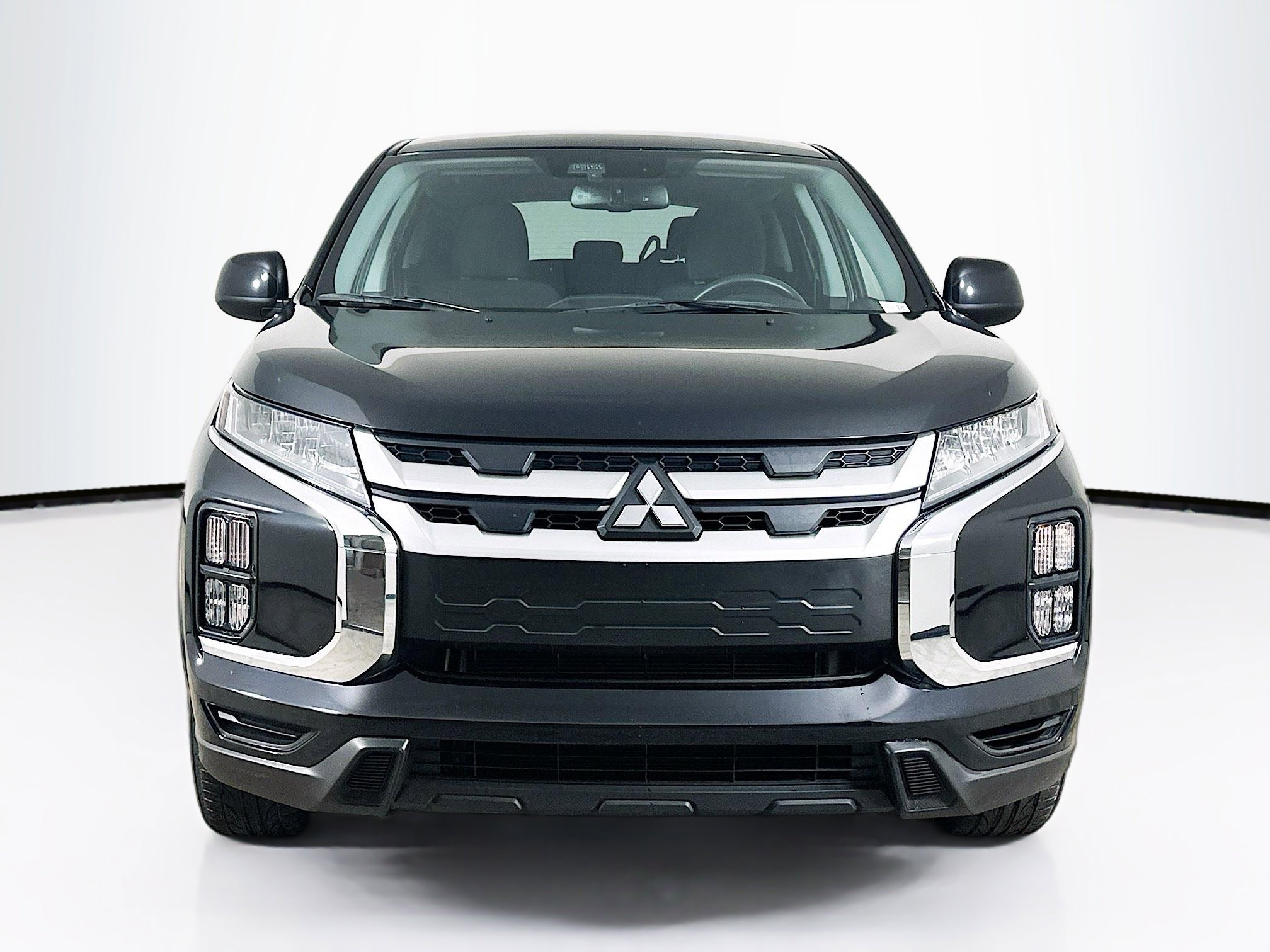 Used 2023 Mitsubishi Outlander Sport ES image 2