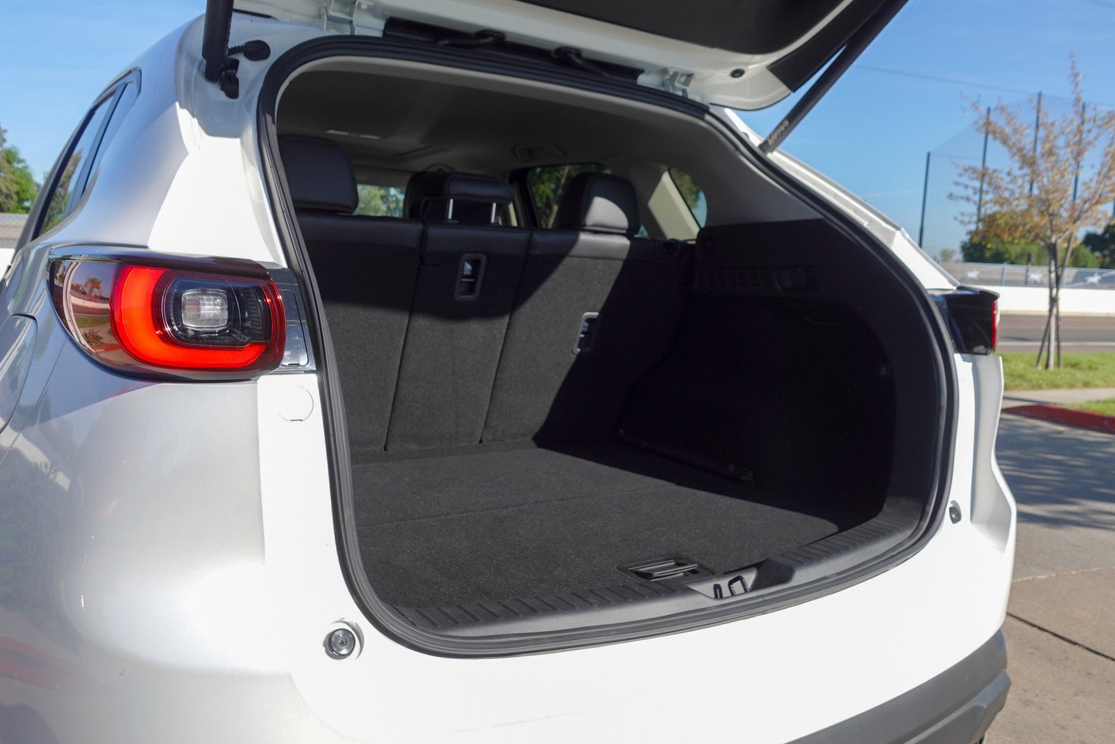 Used 2025 MAZDA CX-5 Carbon Edition image 24