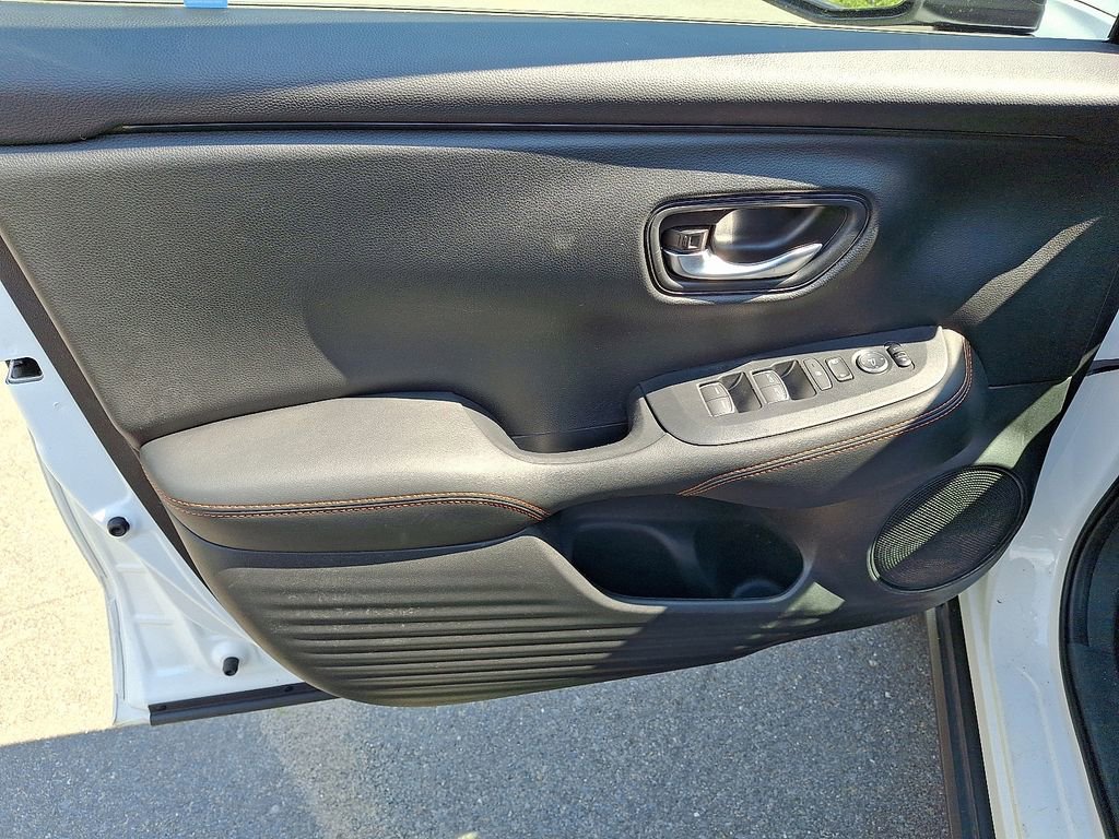 Used 2025 Honda HR-V Sport image 9