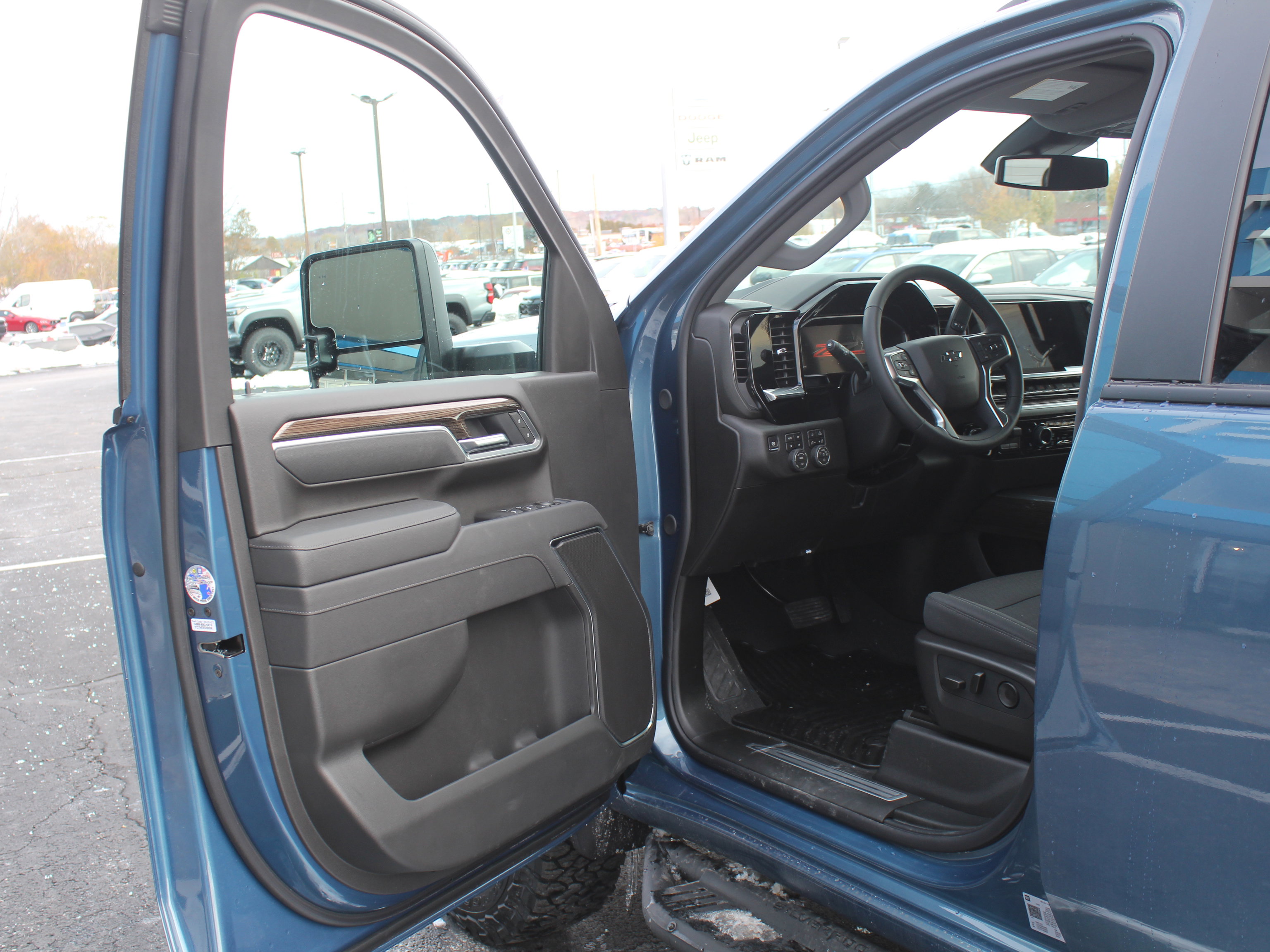 New 2026 Chevrolet Silverado 2500 LT w/ Trail Boss Package image 8