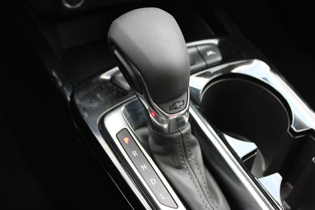 Used 2025 Chevrolet Trax LT image 41