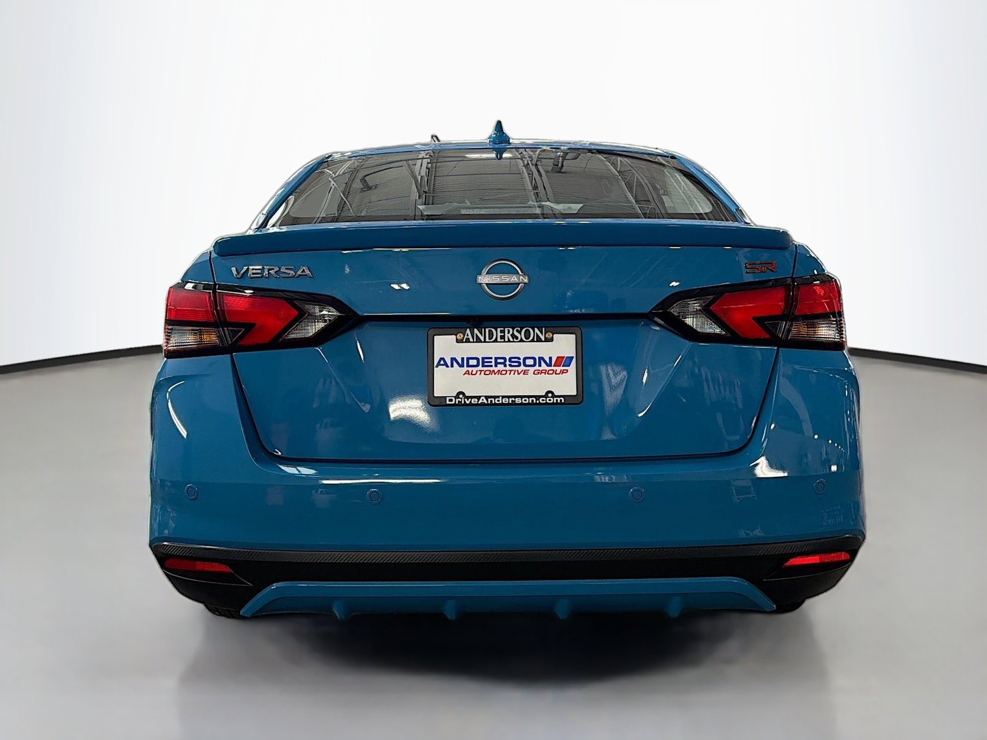 Used 2025 Nissan Versa SR w/ Trunk Package image 16