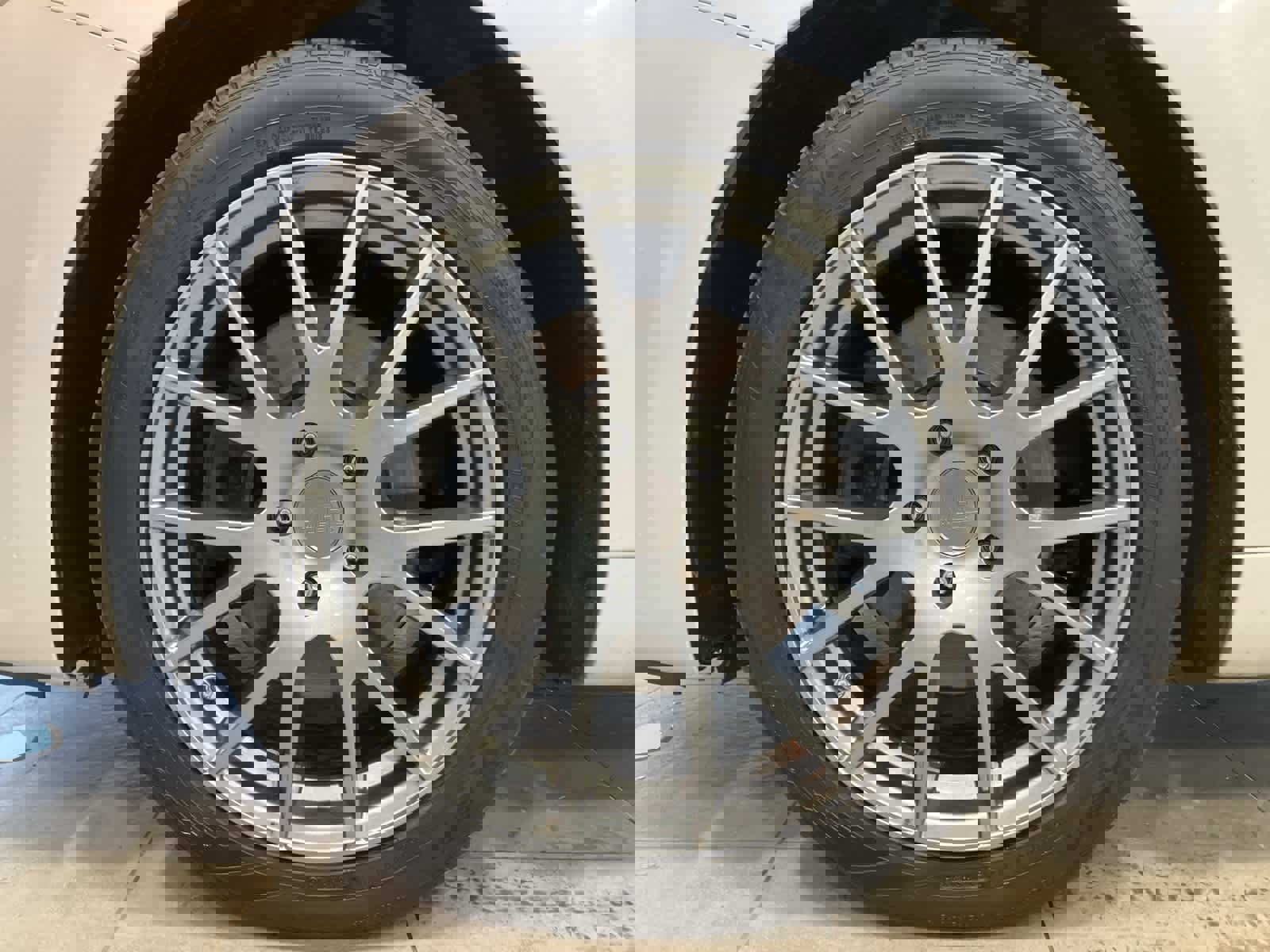 Used 2017 Kia Cadenza Premium w/ Luxury Package image 9