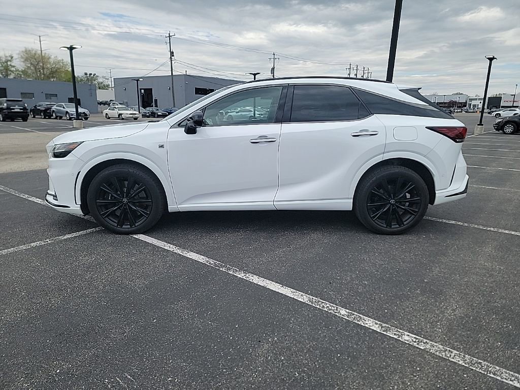 Used 2023 Lexus RX 500h F Sport AWD/4WD image 2