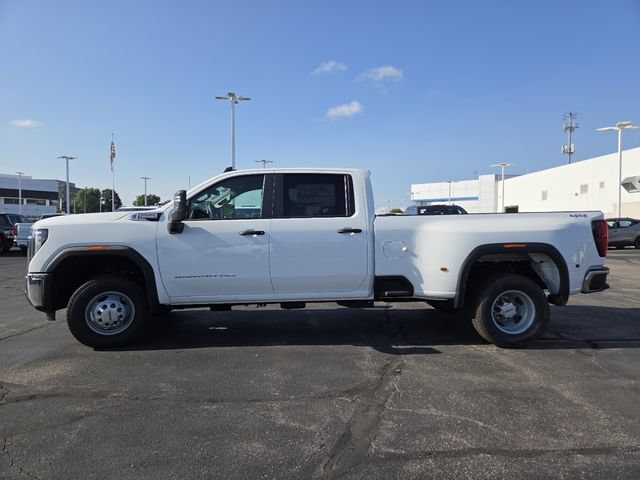 New 2026 GMC Sierra 3500 Pro AWD/4WD image 9