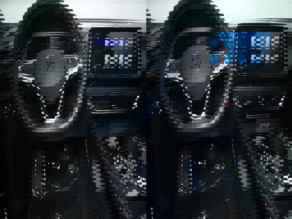 Used 2024 Volkswagen Atlas Cross Sport SE image 27