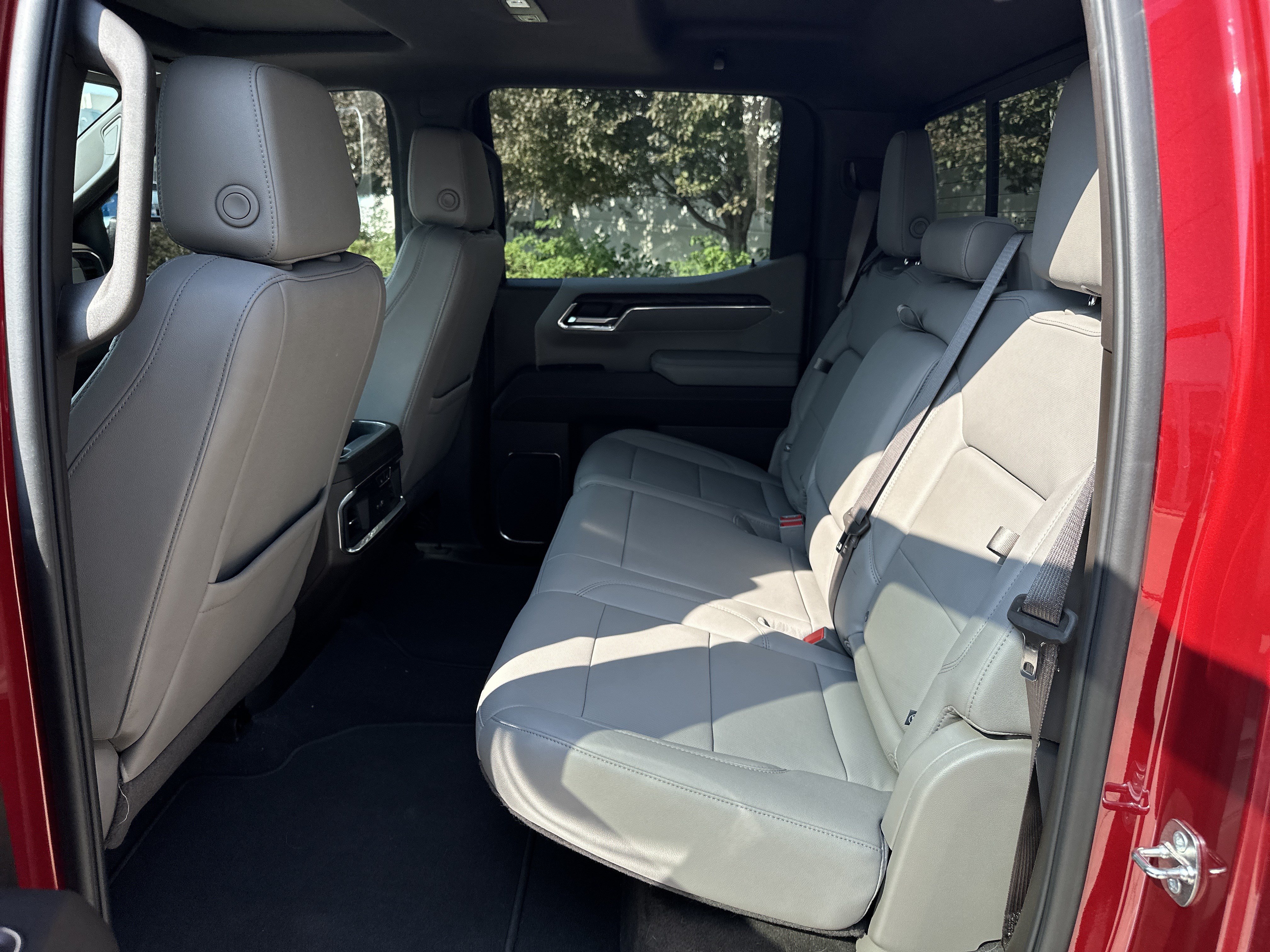 Used 2024 GMC Sierra 1500 SLT w/ SLT Premium Plus Package AWD/4WD image 26