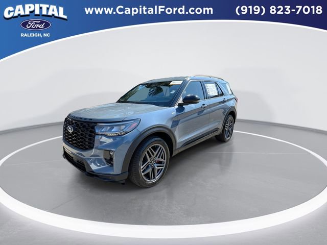 Certified 2025 Ford Explorer ST-Line w/ Premium Package AWD/4WD image 4