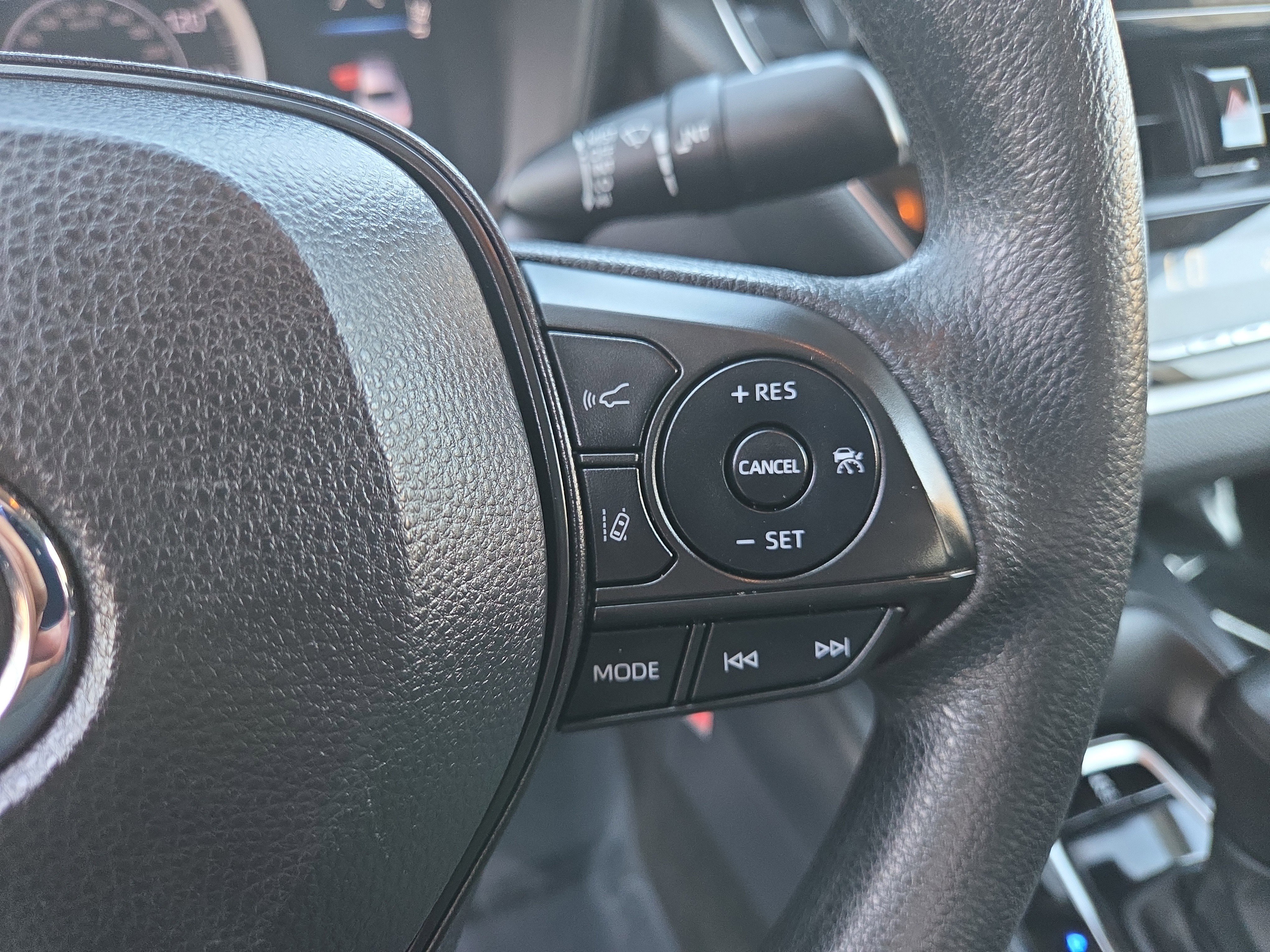 Used 2022 Toyota Corolla LE image 26