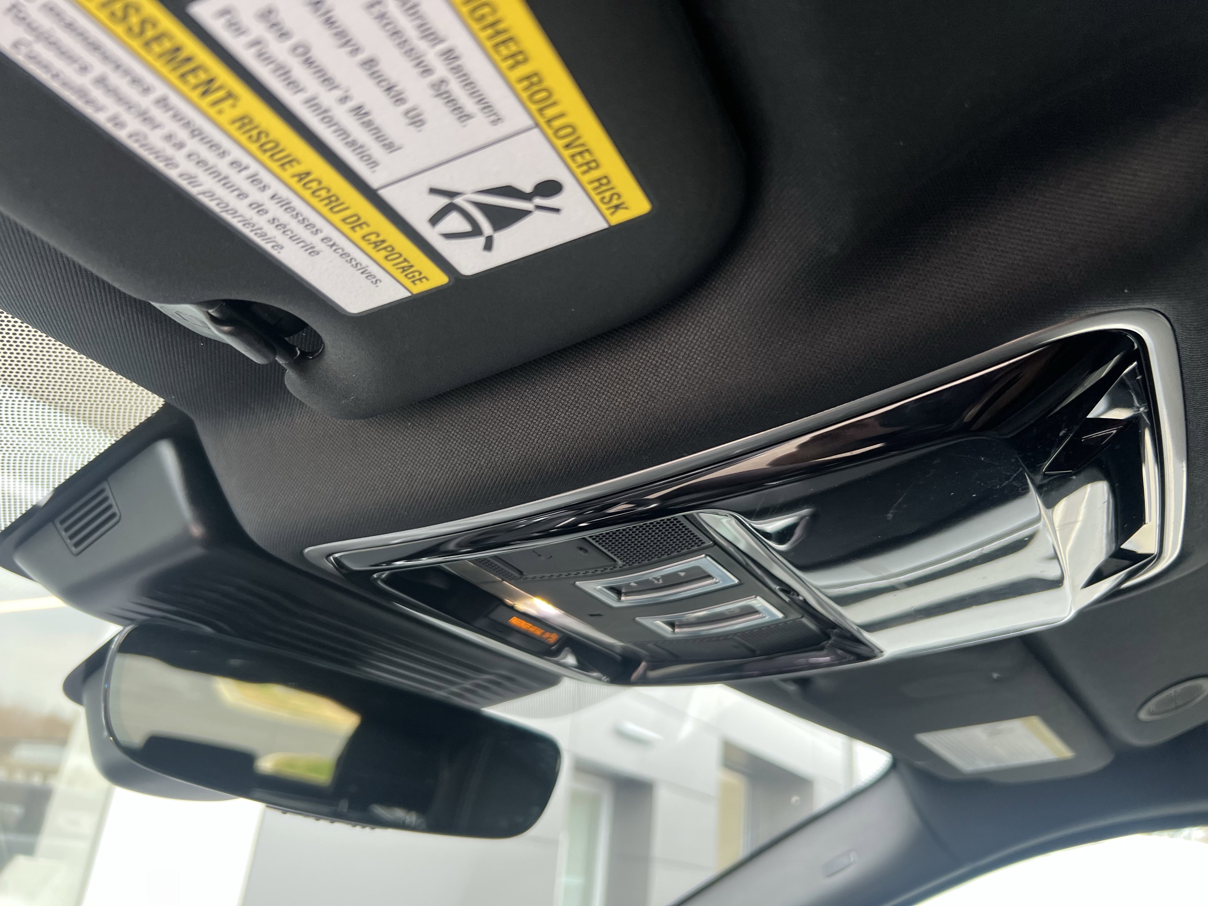 Certified 2023 Land Rover Range Rover Velar R-Dynamic S image 23