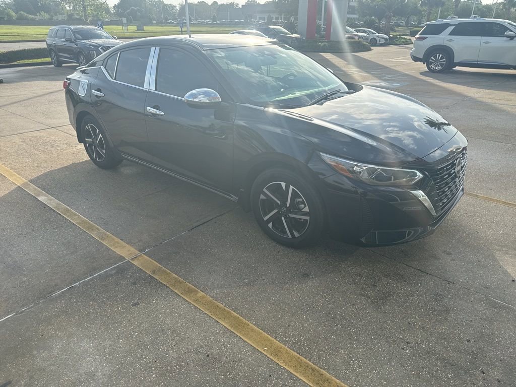 Used 2025 Nissan Sentra SV image 11