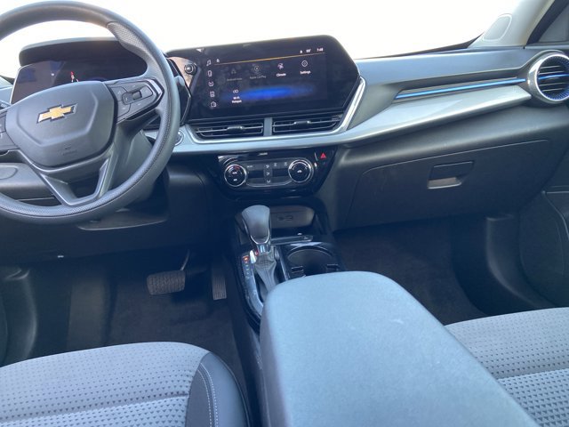 Used 2024 Chevrolet Trax LT image 14