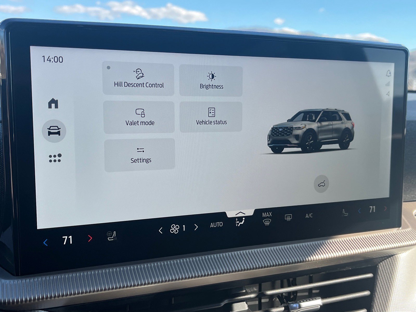 New 2026 Ford Explorer Active w/ Active Comfort Package image 10