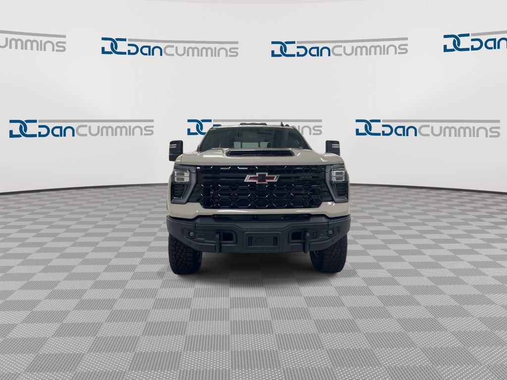 New 2026 Chevrolet Silverado 2500 ZR2 w/ ZR2 Bison Edition AWD/4WD image 3