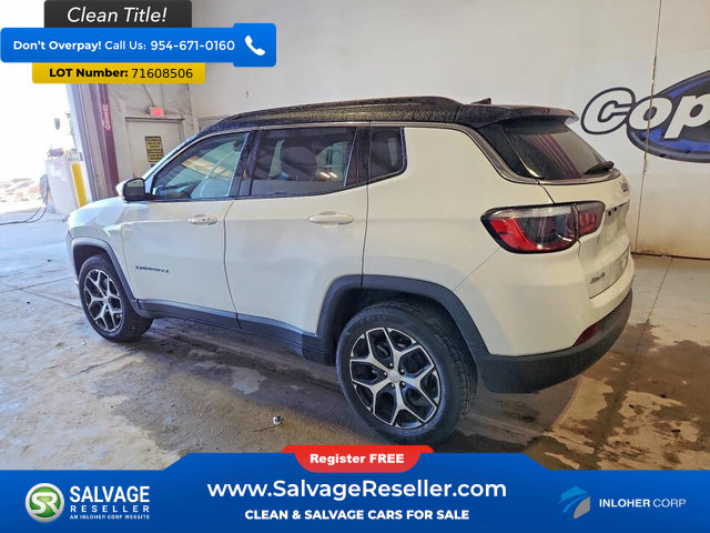 Used 2024 Jeep Compass Limited AWD/4WD image 3