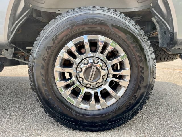 Used 2022 Ford F350 Lariat w/ Chrome Package AWD/4WD image 31