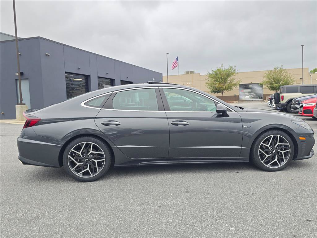 Used 2022 Hyundai Sonata N Line FWD image 2
