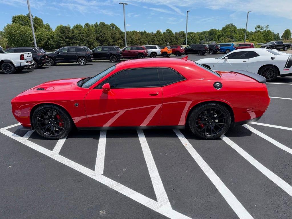 Used 2015 Dodge Challenger SRT Hellcat RWD image 8