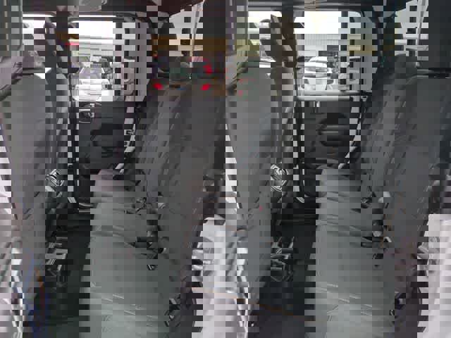 New 2025 Jeep Gladiator Sport image 19