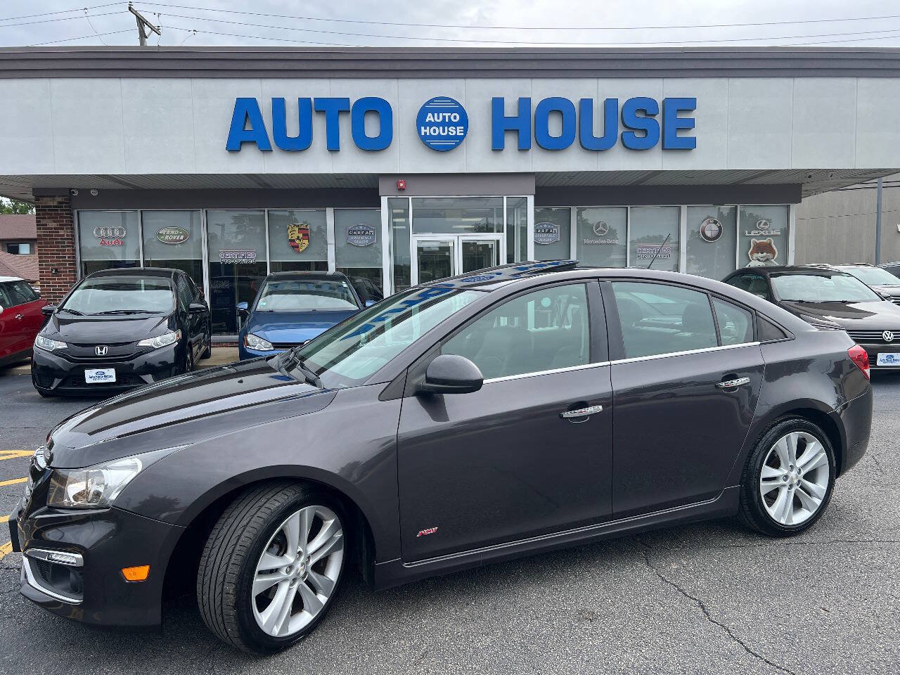 Used 2015 Chevrolet Cruze LTZ w/ Sun, Sound and Sport Package FWD image 7