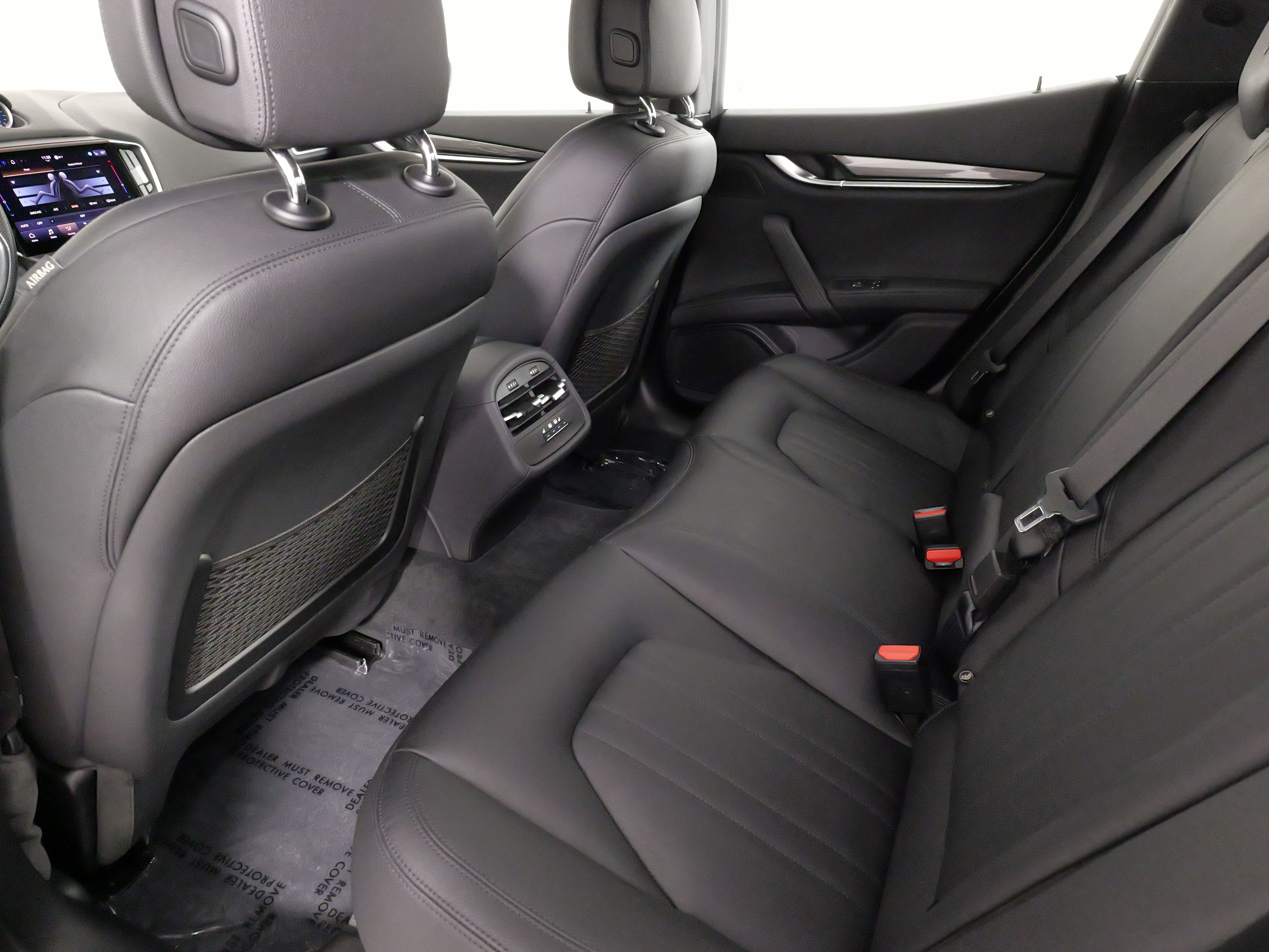 Used 2023 Maserati Ghibli GT image 34