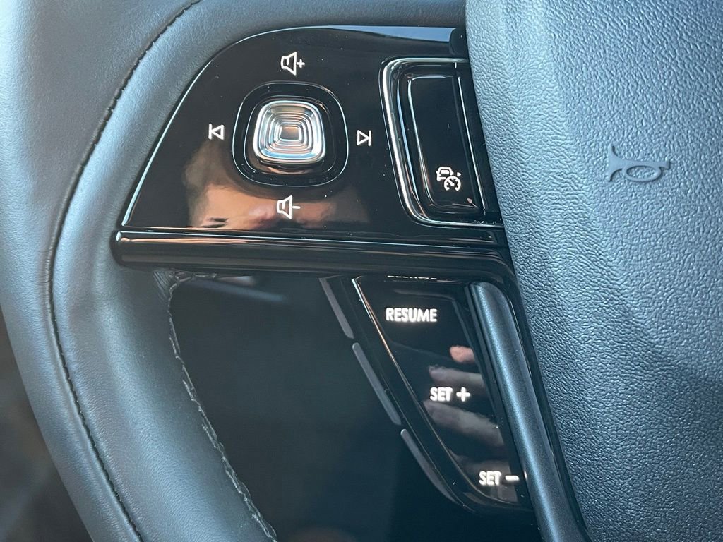 New 2026 Lincoln Corsair Reserve image 8