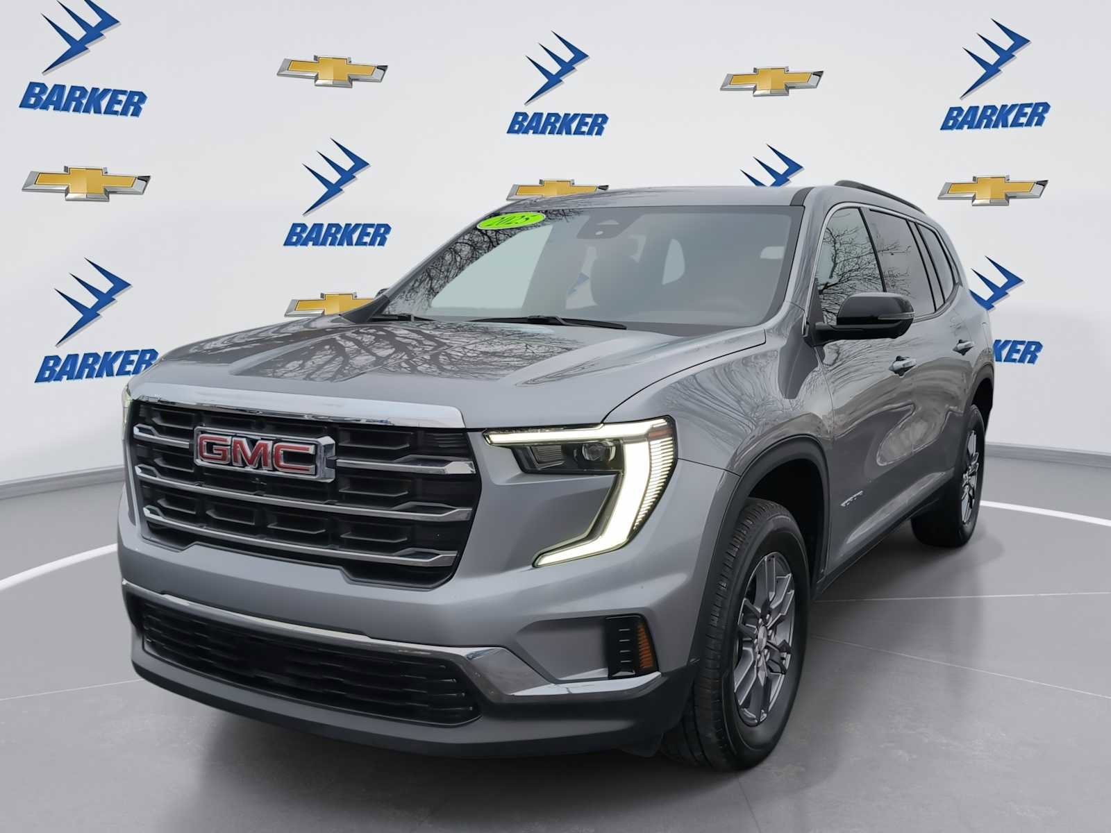 Used 2025 GMC Acadia Elevation