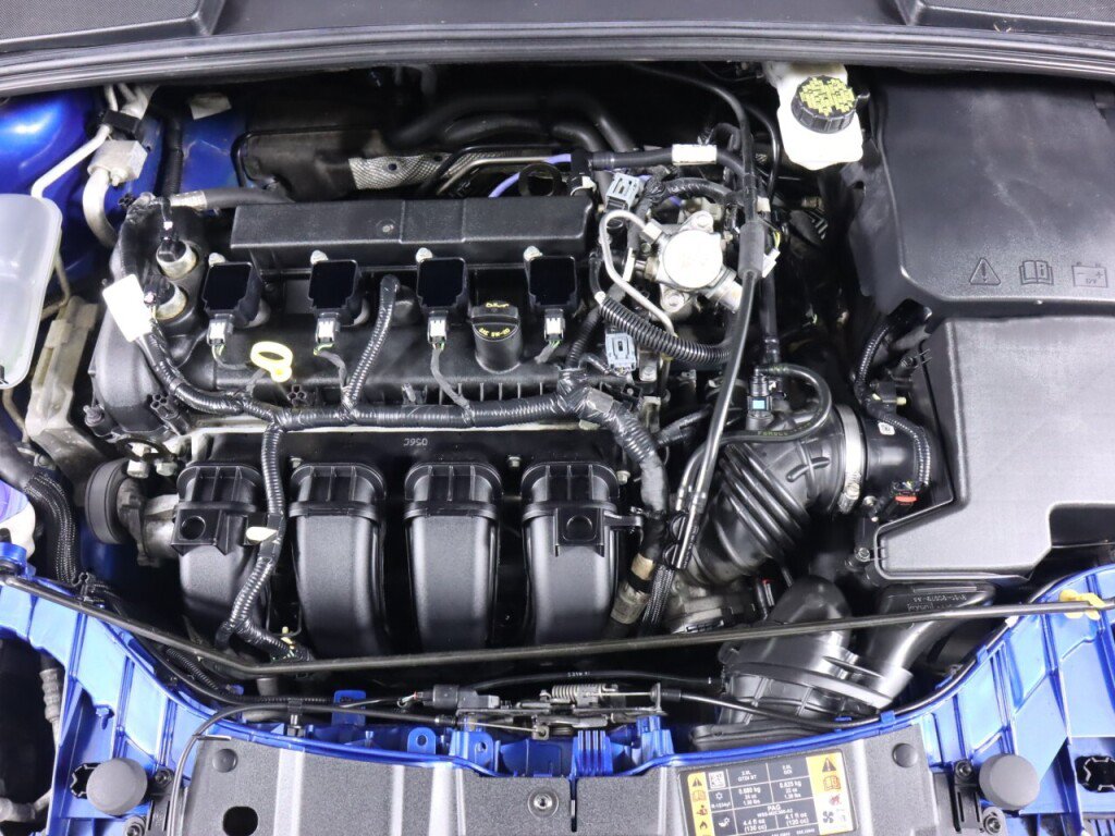 Used 2018 Ford Focus Titanium w/ Titanium Technology Package FWD image 44