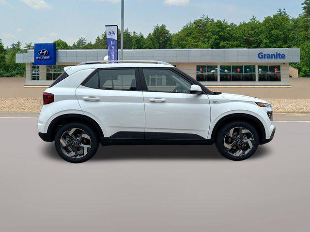 New 2026 Hyundai Venue SEL FWD image 4